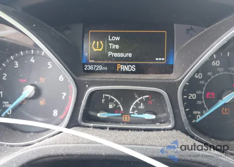 2016 Ford Focus Se z USA, uszkodzony, nr VIN 1FADP3F22GL401877